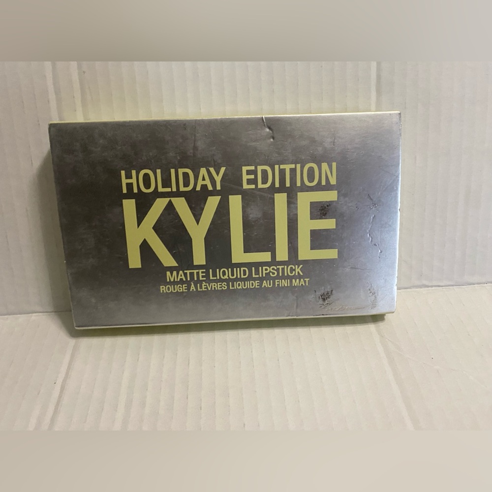 KYLIE Cosmetics Holiday Edition Matte Liquid Lipsticks